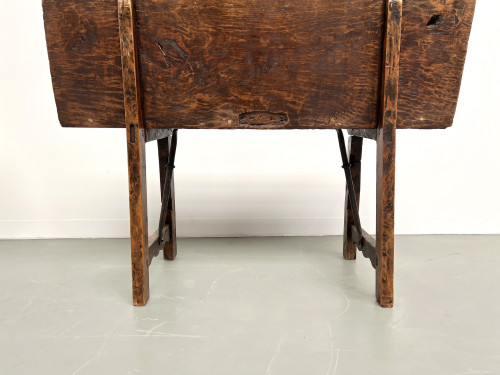 Petit banc brutaliste en chêne du XIXème, vue 19
