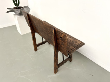 Petit banc brutaliste en chêne du XIXème, vue 22