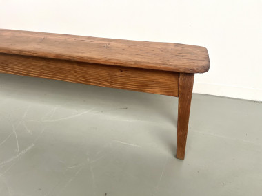 Banc de ferme en pin des années 50, vue 4