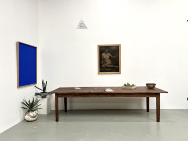 Grande table de ferme en pin des années 70, vue 2