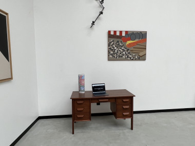 Bureau bi-face scandinave en teck, circa 1970, vue 1