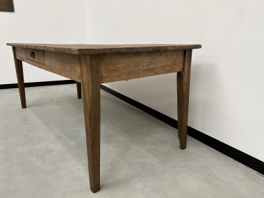 Table de ferme ancienne aux pieds fuseaux, XIXème siècle, vue 11