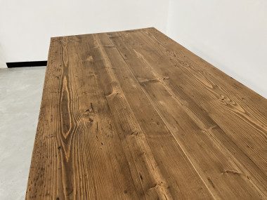 Table de ferme ancienne aux pieds fuseaux, XIXème siècle, vue 15