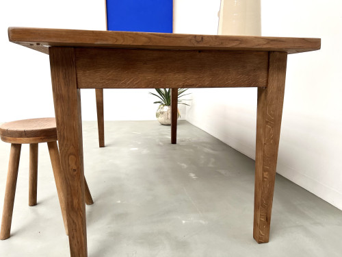 Table de ferme en chêne massif aux pieds fuseaux, vue 14