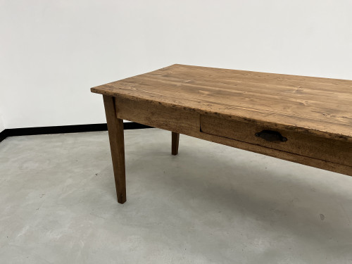 Table de ferme ancienne aux pieds fuseaux, XIXème siècle, vue 23
