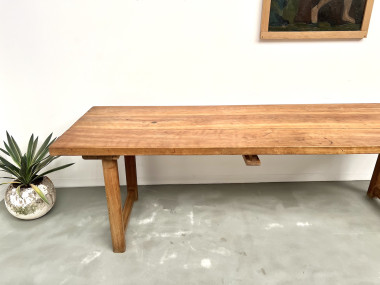 Grande table de ferme brutaliste en hêtre, vue 4