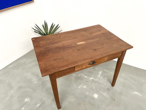 Bureau en merisier massif, aux pieds fuseaux, vue 16