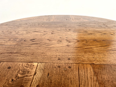 Table ronde en chêne massif – Pièce unique, circa 1900, vue 7