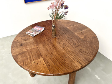 Table ronde en chêne massif – Pièce unique, circa 1900, vue 13