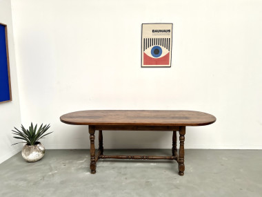 Grande table ancienne ovale en chêne massif – Circa 1900, vue 2