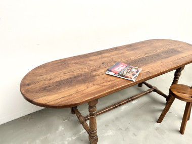 Grande table ancienne ovale en chêne massif – Circa 1900, vue 10