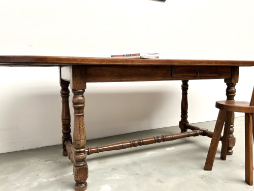Grande table ancienne ovale en chêne massif – Circa 1900, vue 11