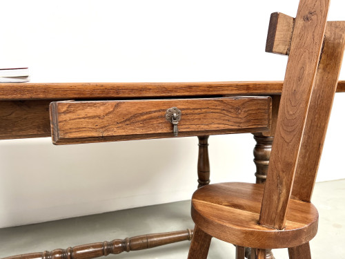 Grande table ancienne ovale en chêne massif – Circa 1900, vue 13