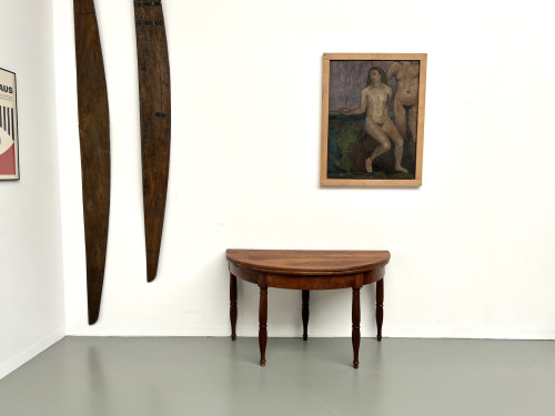Table demi-lune en noyer massif, circa 1900, vue 3