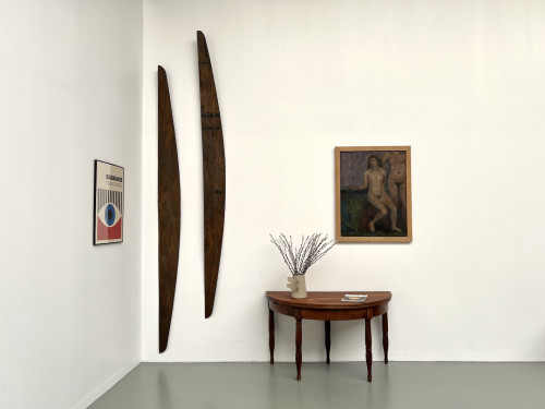 Table demi-lune en noyer massif, circa 1900, vue 6