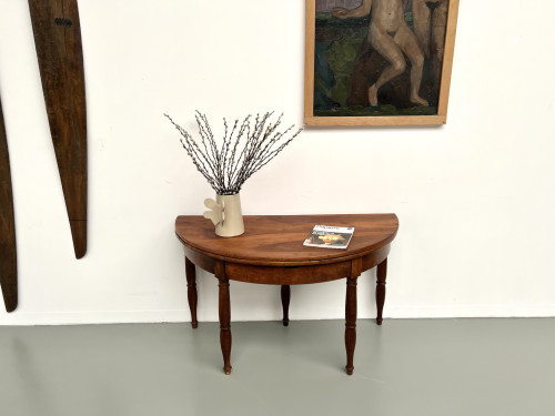 Table demi-lune en noyer massif, circa 1900, vue 8