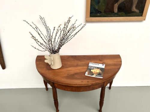 Table demi-lune en noyer massif, circa 1900, vue 9