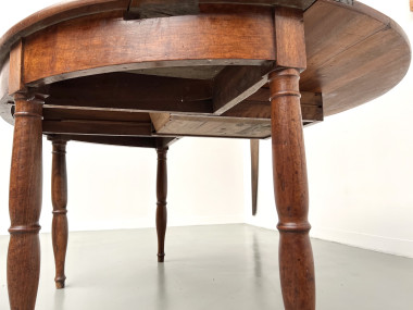 Table demi-lune en noyer massif, circa 1900, vue 25