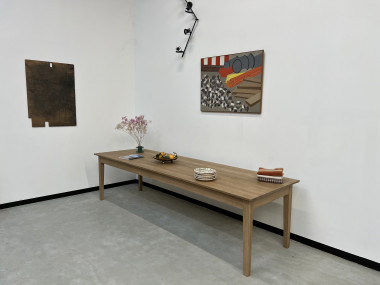 Grande table de ferme 300 X 90 cm, chêne clair, vue 7