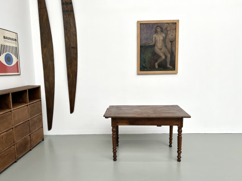 Petite table ancienne en noyer, 1890, vue 1