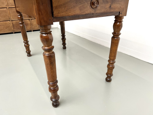 Petite table ancienne en noyer, 1890, vue 8