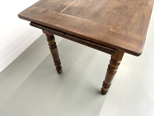 Petite table ancienne en noyer, 1890, vue 13