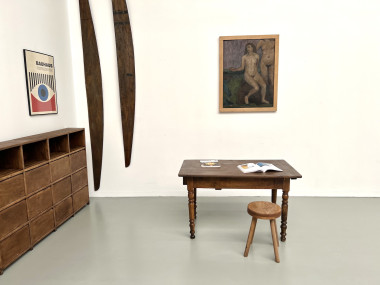 Petite table ancienne en noyer, 1890, vue 20