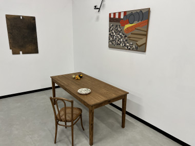 Table de ferme en pin, pieds fuseaux, vue 19