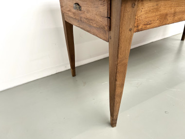 Table en chêne massif XIXe siècle, vue 10