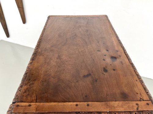 Petite table à écrire en chêne sculpté, XIXe siècle, vue 18