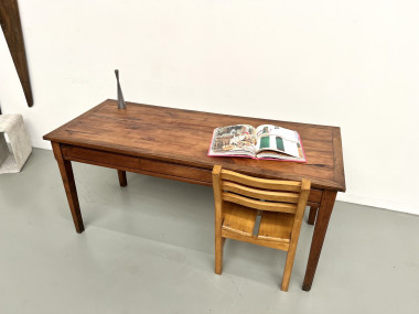 Petite table en chêne et merisier, 1950, vue 10