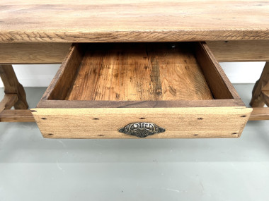 Table de ferme XIXe siècle en chêne et noyer, vue 9