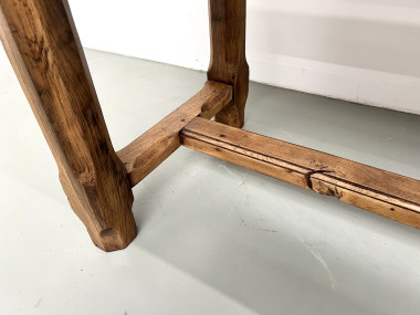Table de ferme XIXe siècle en chêne et noyer, vue 10