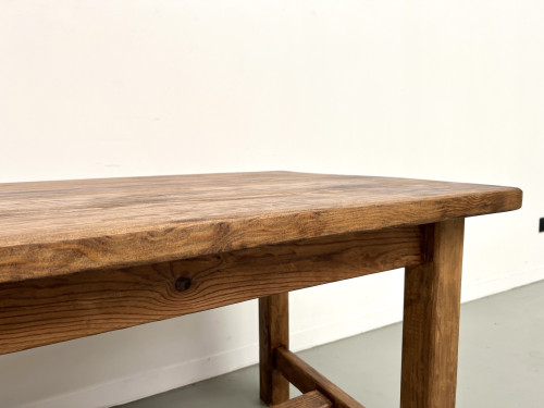 Table moderniste en pin massif – Années 70, vue 21