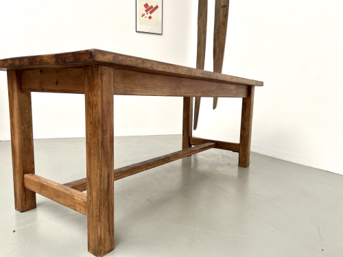 Table moderniste en pin massif – Années 70, vue 25