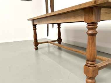 Table en chêne et cerisier – Années 70, vue 11