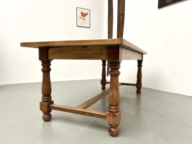 Table en chêne et cerisier – Années 70, vue 25