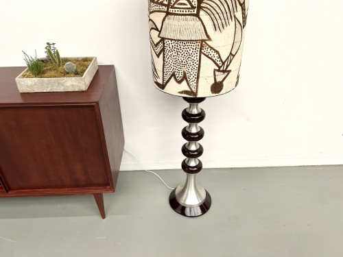 Lampadaire moderniste en aluminium, vue 4