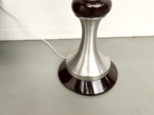 Lampadaire moderniste en aluminium, vue 5