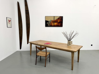 Grande table de salle à manger en chêne massif, au format XXL., vue 29
