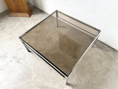 Table basse moderniste en chrome et verre fumé, vers 1970., vue 6