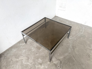 Table basse moderniste en chrome et verre fumé, vers 1970., vue 12