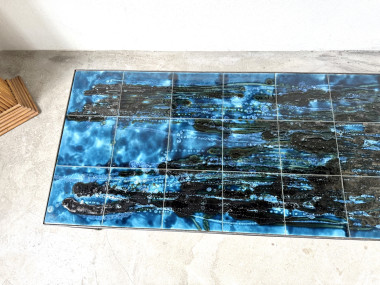 Table basse en métal et céramique signée J. Belarti, circa 1970, vue 8