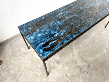 Table basse en métal et céramique signée J. Belarti, circa 1970, vue 15