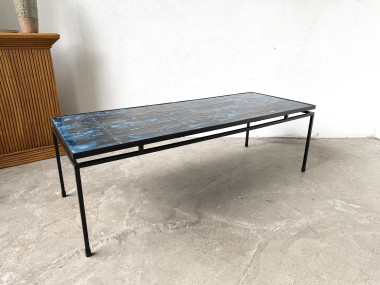 Table basse en métal et céramique signée J. Belarti, circa 1970, vue 21