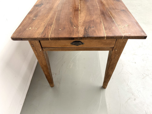 Table de ferme XXL ancienne en noyer, vue 12