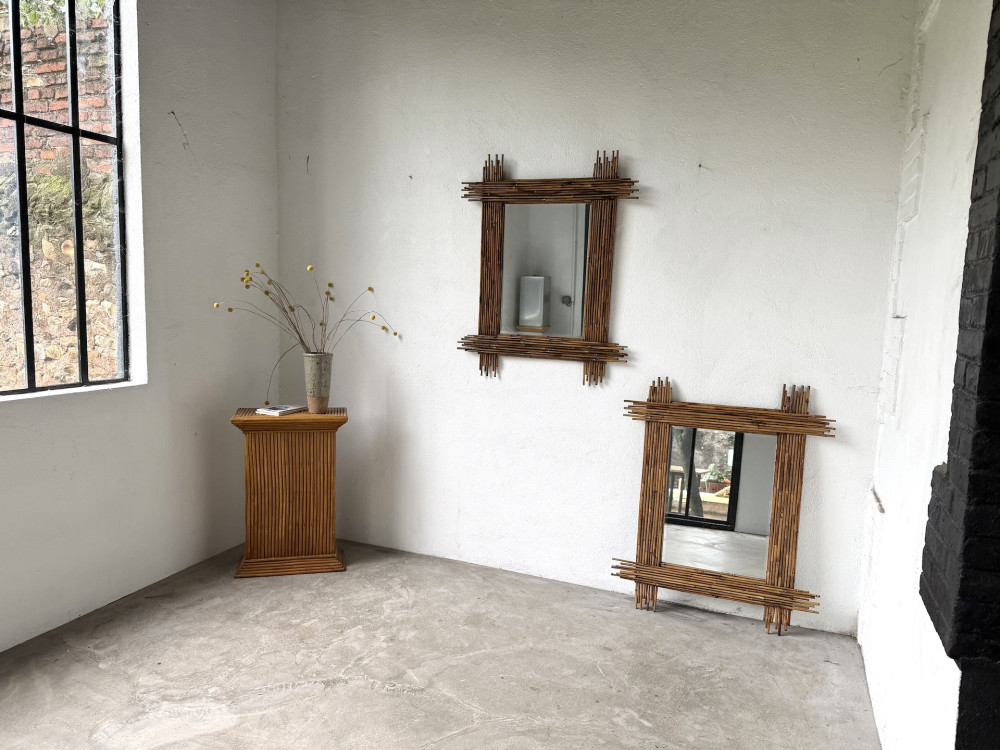 Duo de grands miroirs vintage en bambou, années 70, vue 1