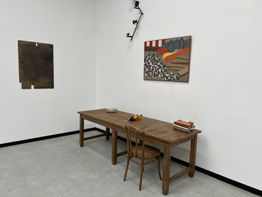 Table drapière à 6 pieds des années 50, vue 13