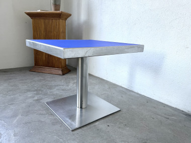 Table basse moderniste circa 1970, vue 9