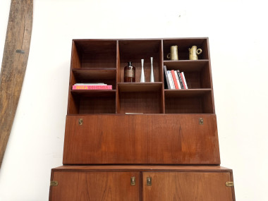 Enfilade bibliothèque en teck et laiton, vue 22